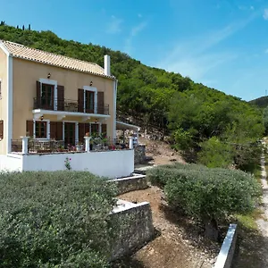 Villa Fioroula's, Fiskardo