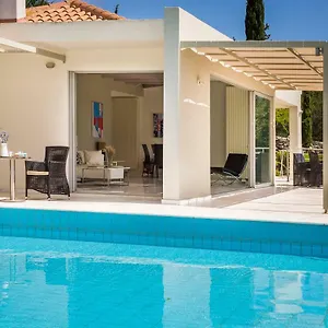 Villa Sterna - Contemporary With Private Pool & Sea Views,, Fiskardo