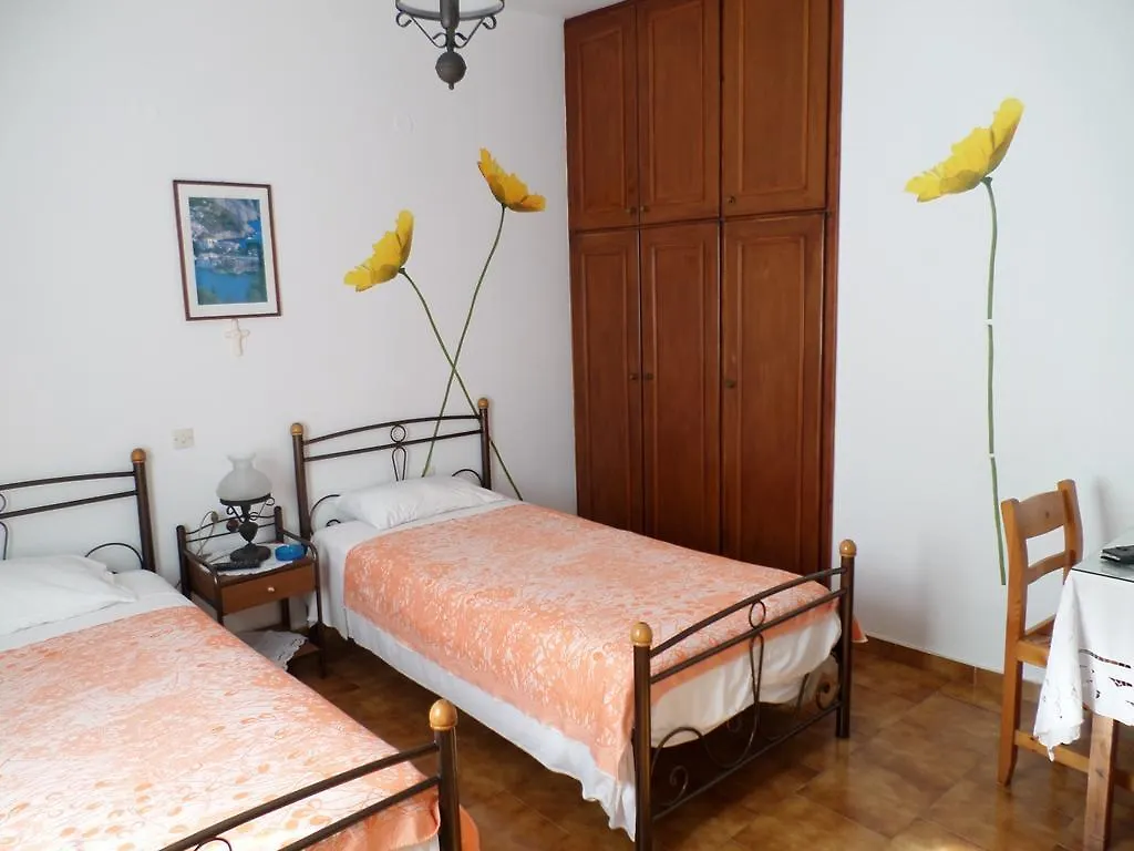 Nitsa Rooms Fiskardo Guest house